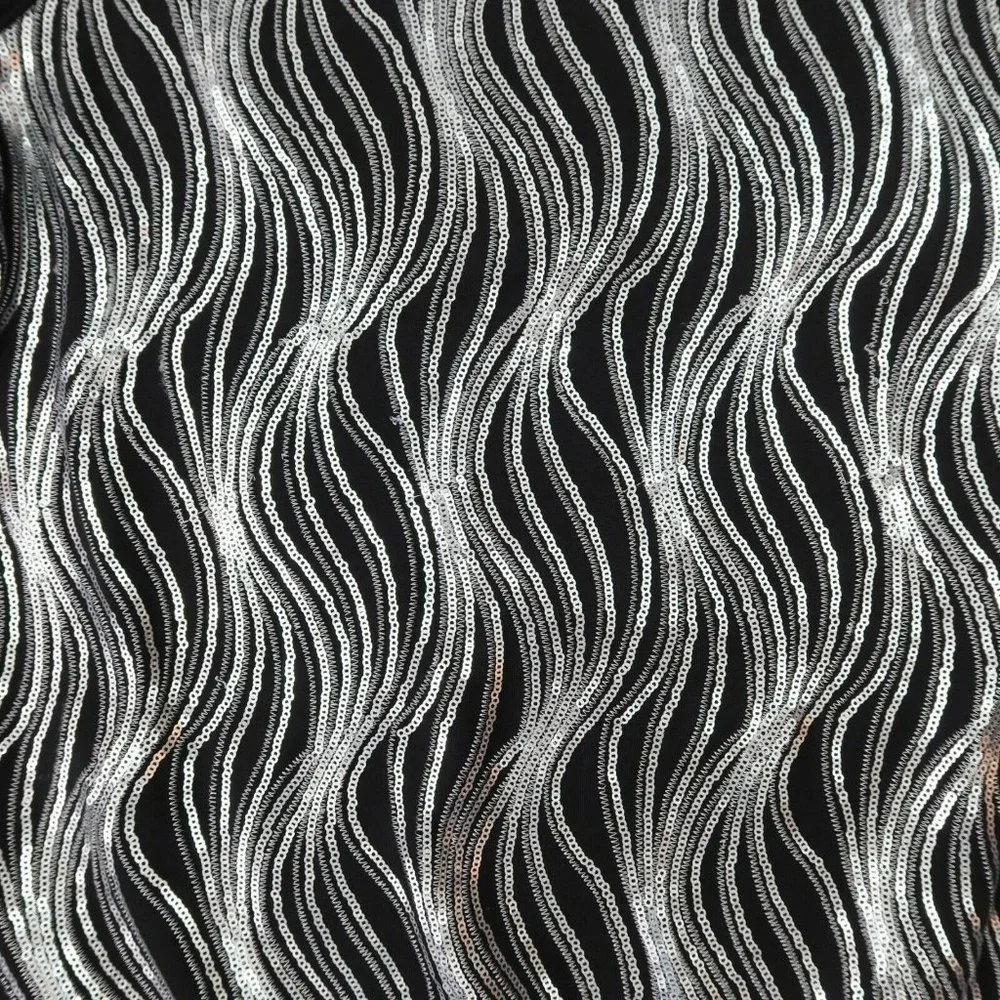 4/$25 KUT FROM THE KLOTH Size S Black Silver Sequin Crewneck Pullover Sweatshirt - Picture 3 of 4